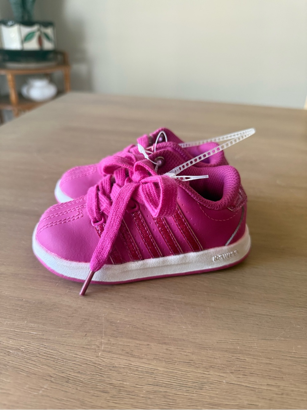 NWT K-Swiss Hot Pink Kids' Lace-Up Sneakers